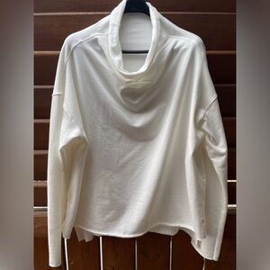Nike cowl neck NWOT cream sweatshirt
